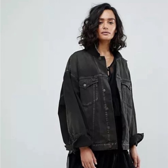 Free People Jackets & Blazers - Free People Women's Denim Jacket-Black Size-XS